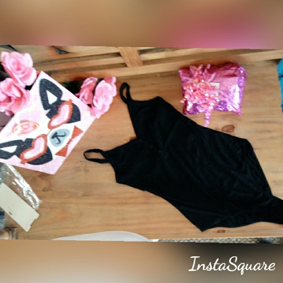 Small Only ⭐HP⭐Last One Large Bodysuit - Picture 6 of 8